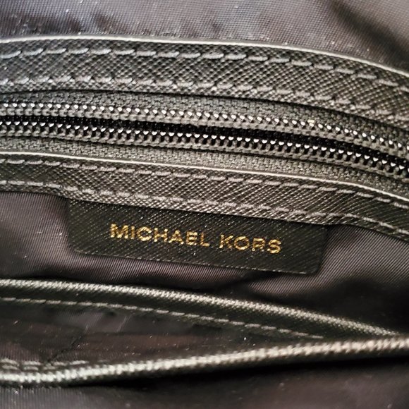 MICHAEL KORS KELSEY CROSSBODY BAG - Picture 10 of 11